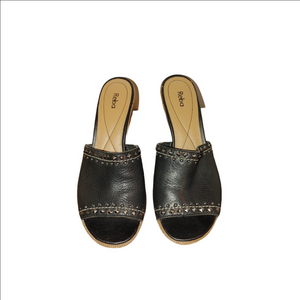 Reba Jasper Mules Size 8.5